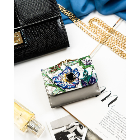 Mehrfarbige Damen Minigeldbörse aus Leder mit Blumenmuster, Bügel- und Druckknopfverschluss – Peterson