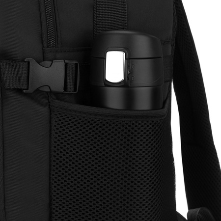 Schwarzer Reise-Rucksack, ideal als Handgepäck – Peterson