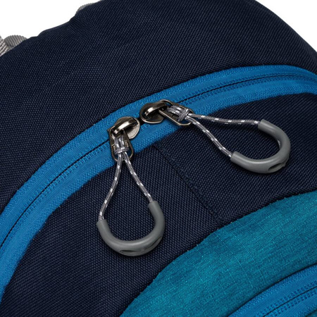 Leichter Wanderrucksack mit Reißverschlusstaschen – Peterson