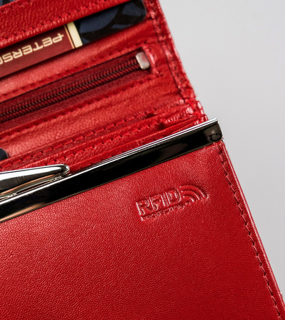 Große Damen Geldbörse mit RFID Protect – Peterson