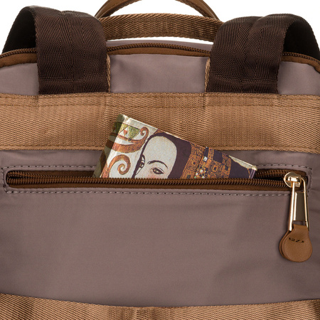 Peterson Damen-Rucksack aus Nylon, beige, mit verstellbaren Trägern, mit Reißverschluss.