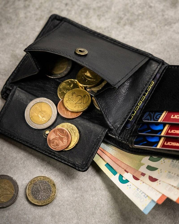 Geschenkset: kleine Herren Geldbörse aus Leder und Schlüsselanhänger – Peterson