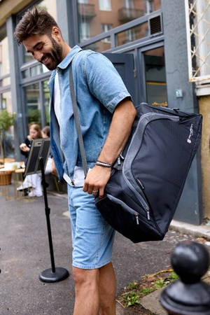 Sportliche Reisetasche aus Polyester – Peterson