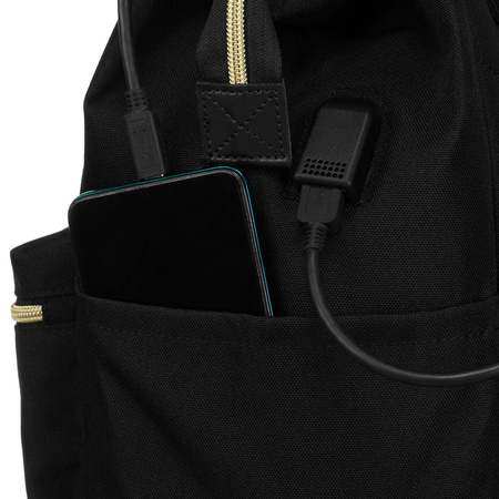 Großer Damen Rucksack in Schwarz mit Laptopfach aus Polyester – Peterson