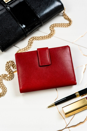 Geschenkset: Damen Geldbörse aus Leder mit Druckknopf und Schlüsselanhänger – Peterson