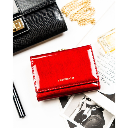 Damen-Geldbörse aus lackiertem Naturleder in Rot – Peterson