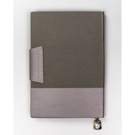 Graues Notizbuch A5 mit integrierter Lesezeichenlasche – Peterson