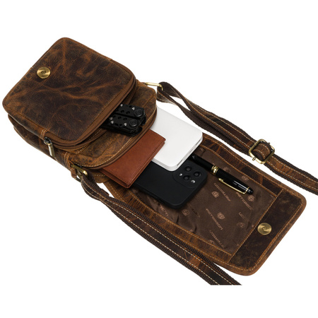 Kleine Herren Umhängetasche aus Leder mit Außentasche – Peterson