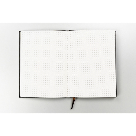 Schwarzes Notizbuch im B6-Format, bedruckt mit Punkten – Peterson