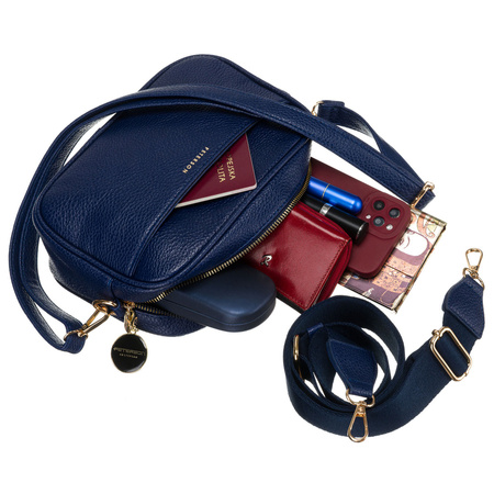 Moderne dunkelblaue Damen City-Umhängetasche mit zwei Schulterriemen und Anhänger aus Öko-Leder – Peterson