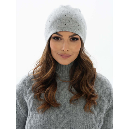 Graue Damen Beanie Mütze aus Strick – Peterson