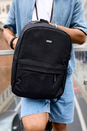 Großer Herren Rucksack aus Polyester mit Laptopfach – Peterson
