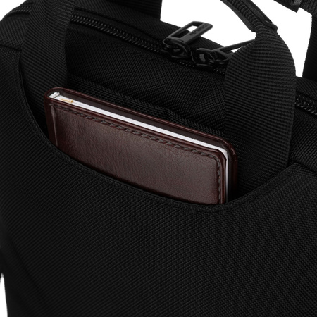 Kleine, praktische Umhängetasche aus Cordura in Schwarz mit Reißverschluss – Peterson