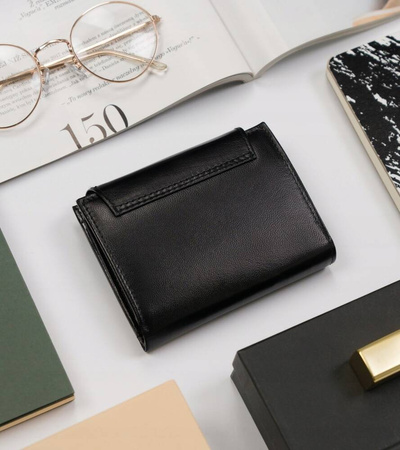 Damen Geldbörse aus Leder mit Druckknopf – Peterson