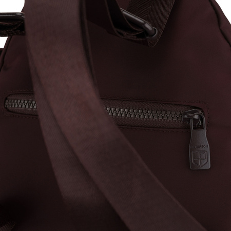 Kleiner, bordeauxroter Damen-Rucksack aus Polyester, ausgestattet mit einem zusätzlichen Gürtel – Peterson