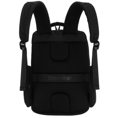 Reise-Rucksack aus Polyester in Schwarz, aufgehängt an verstellbaren Schultergurten – Peterson