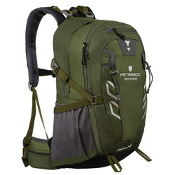 Grüner Adventure Rucksack mit Notfallpfeife – Peterson