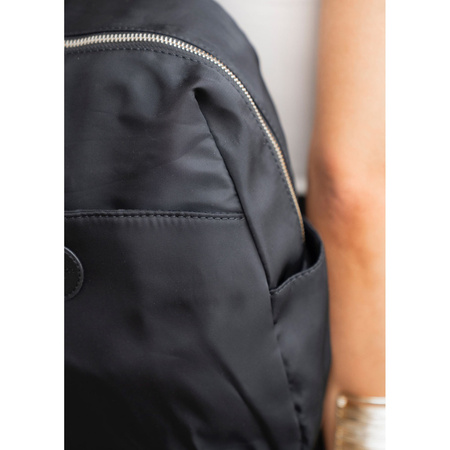 Städtischer Damen-Rucksack aus Nylon und Öko-Leder in Schwarz mit Reißverschluss – Peterson