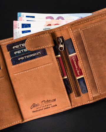 Herren Geldbörse aus Leder mit Druckknopfverschluss – Peterson