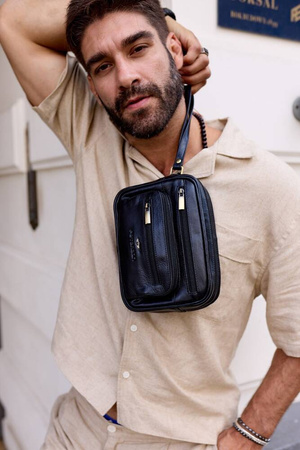 Zweifach unterteilte Herren Umhängetasche aus Leder – Peterson