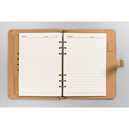 Notizbuch A5 mit Linien und Magnetverschluss – Peterson