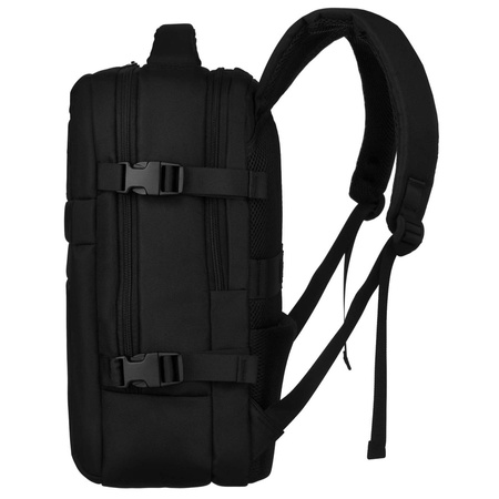 Schwarzer Reiserucksack mit verstellbaren Trägern – Peterson