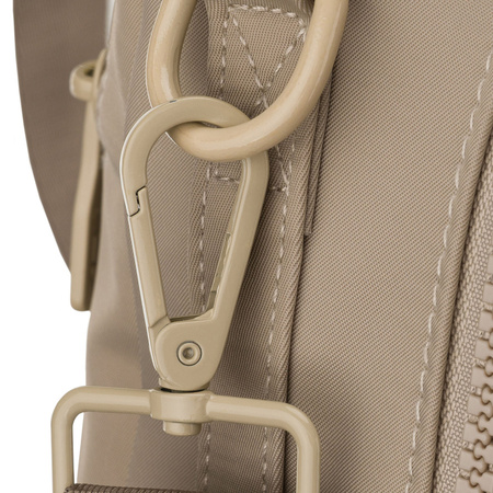 Städtischer Damen-Rucksack aus Polyester in Ecru, ausgestattet mit einem zusätzlichen Gürtel – Peterson