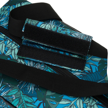 Geräumige Reisetasche mit einem abnehmbaren Gürtel und einer Außentasche mit Reißverschluss – Rovicky