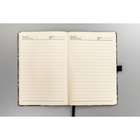 Schwarz-goldenes Notizbuch A5 im festen Einband – Peterson