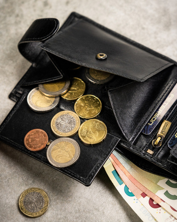 Geschenkset: Elegante Herren Geldbörse aus Leder, Kartenetui und Schlüsselanhänger – Peterson