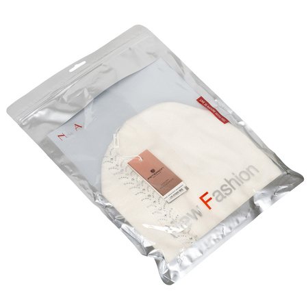 Weiße Damen Wintermütze mit Kristallen – Peterson