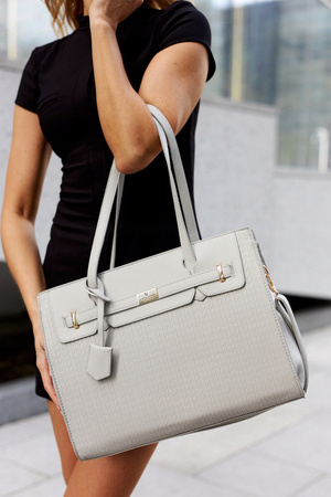 Stilvolle Damen Handtasche mit abnehmbarem Riemen – Peterson