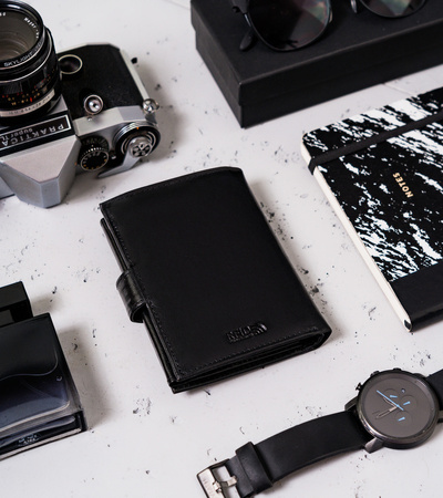 Kartenetui aus Leder mit RFID Protect – Peterson