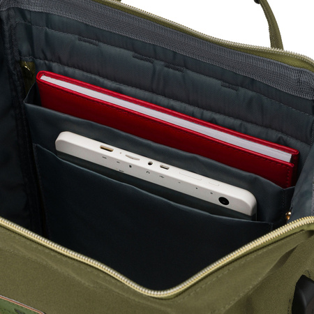 Grüner Damen-Rucksack aus Polyester mit Laptopfach, verstellbaren Schultergurten – Peterson