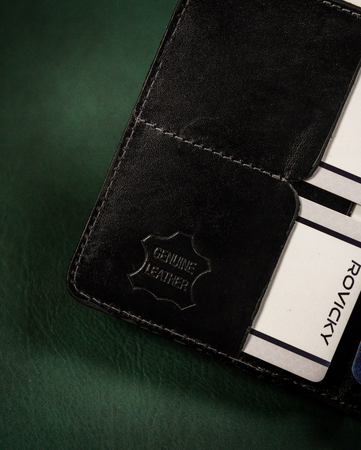 Dokumentenetui aus Echtleder