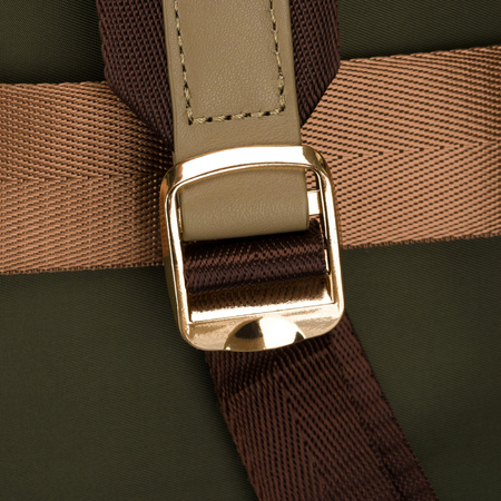 Damen-Rucksack aus Nylon in grüner Farbe mit Reißverschluss - Peterson