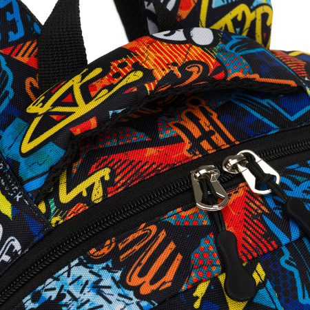 Peterson Jugendlicher Rucksack für die Schule aus Polyester mit einem Graffiti-Muster