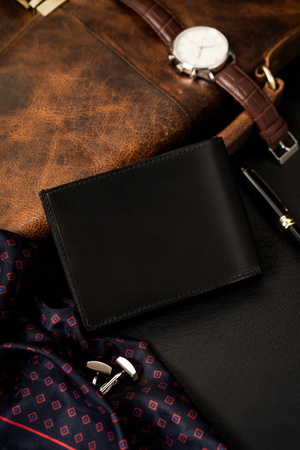 Klassische Herren Geldbörse aus Leder ohne Verschluss – Rovicky