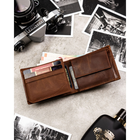 Hellbraune Herren-Geldbörse aus Leder ohne äußeren Verschluss – Peterson