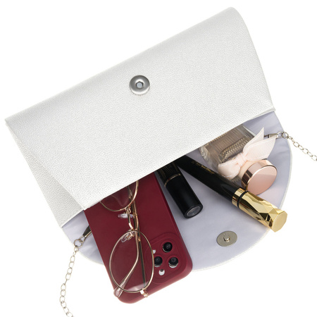 Silberne Damen-Clutch aus Öko-Leder mit Kette – Rovicky