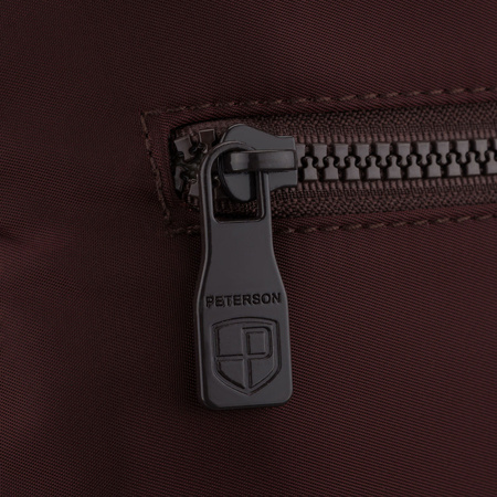 Damen-Umhängetasche aus Polyester in Bordeauxrot, an Henkeln und einem abnehmbaren Gürtel befestigt – Peterson