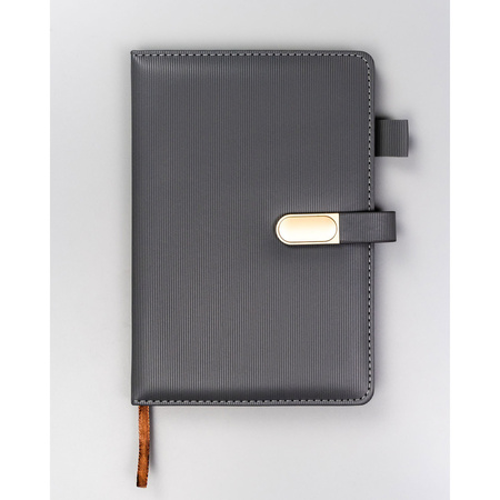 Geschenkset: Graues A5-Notizbuch mit schwarzem Kugelschreiber – Peterson