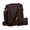 Herren-Umhängetasche aus Leder in Braun, aufgehängt an einem verstellbaren Gürtel – Peterson