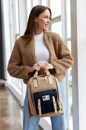 Städtischer, geräumiger Rucksack aus Polyester – Peterson