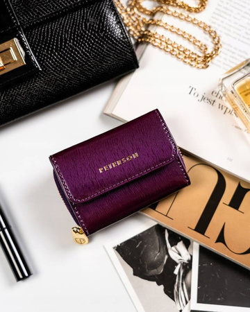 Kleine Damen-Geldbörse aus Lackleder – Peterson