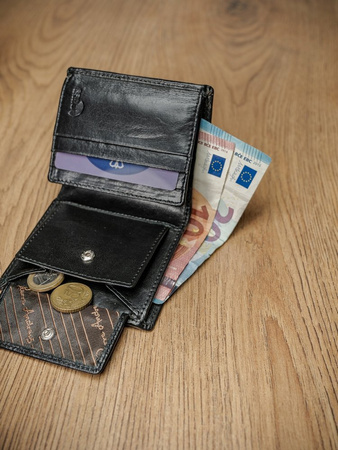 Herren Geldbörse hochkant aus glattem Echtleder mit RFID-Schutz – Pierre Andreus