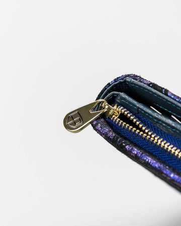 Große, aufrechte Damen-Geldbörse aus Naturleder mit Reißverschluss und Magnetverschluss – Peterson