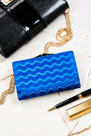 Damen Geldbörse aus Leder mit Bügelverschluss und Wellenmuster – Lorenti