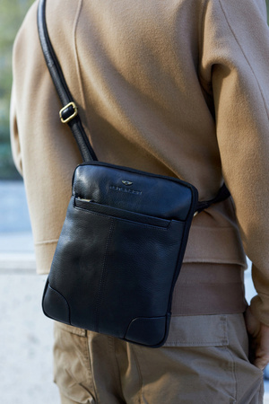 Herren Umhängetasche mit Fach für Geräte – Peterson