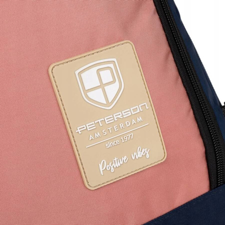 Geräumiger Reise-Rucksack mit USB-Anschluss – Peterson